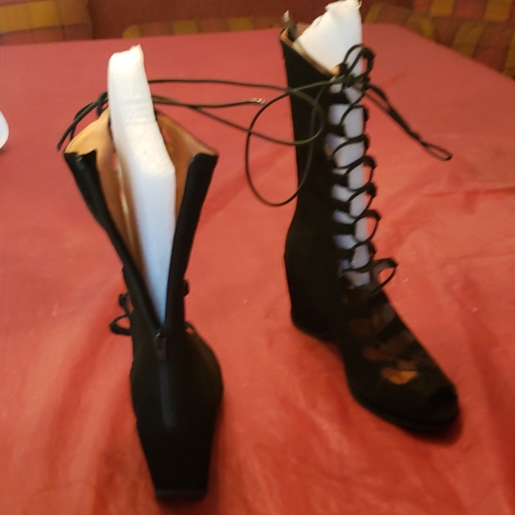 L'Amour DesPieds  calf high sandal wit - Picture 2 of 4